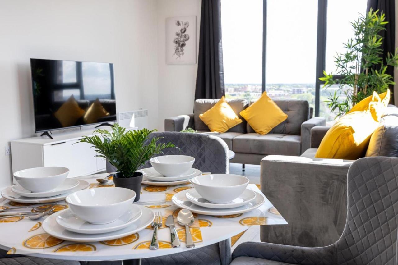 Apartment Contemporary 3 Bedrooms